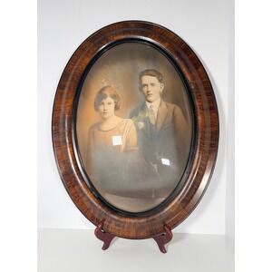 Antique Oval Portrait Photo Frame Wood Finish Vintage Couple Photograph